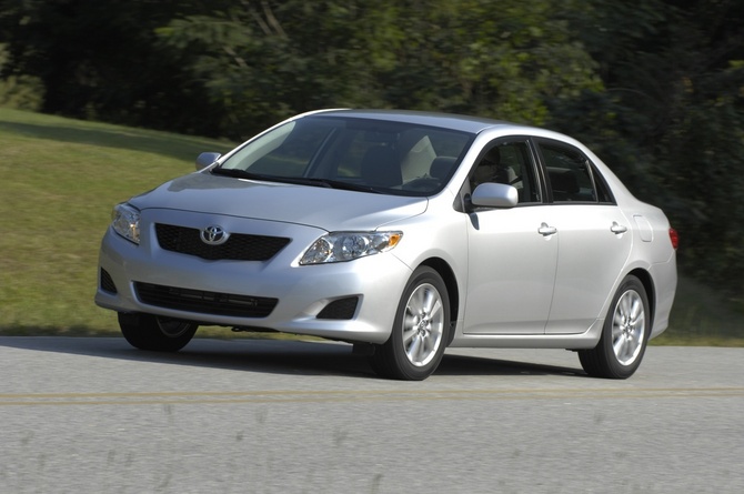 Toyota Corolla XLE 4-Spd AT Toyota Corolla XLE 4-Spd AT