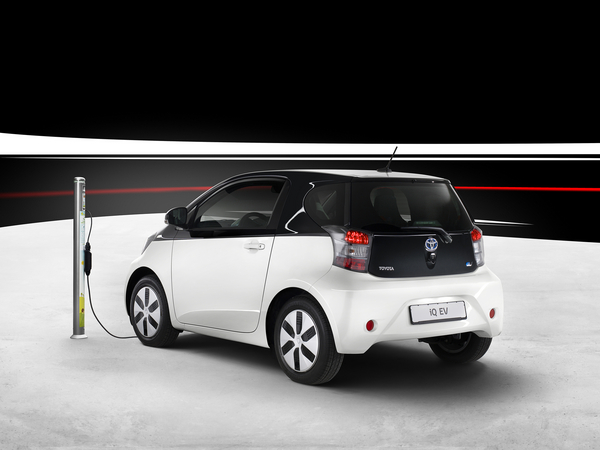 Toyota iQ EV Toyota iQ EV