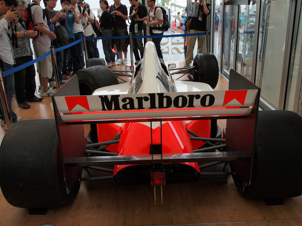McLaren MP4/5B McLaren MP4/5B