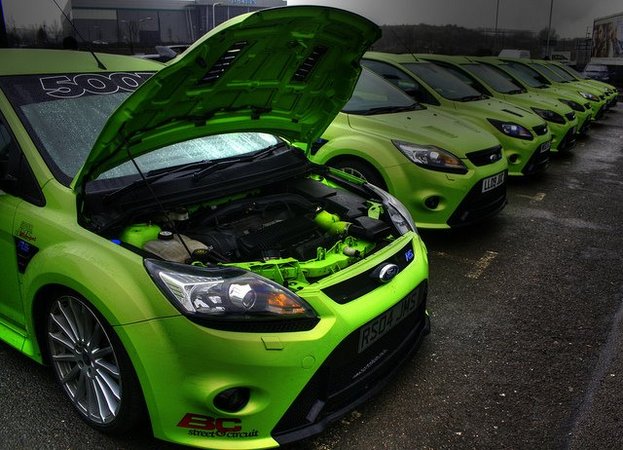 Autoviva's Facebook Avatar Photo Contest - August 2011 Autoviva's Facebook Avatar Photo Contest - August 2011