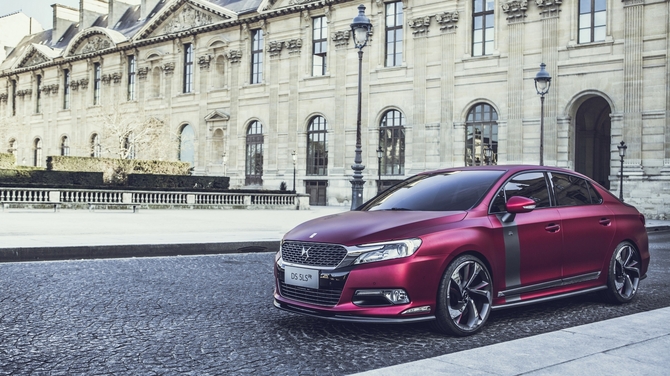O protótipo DS 5LS R mostra mais possibilidades para o modelo DS 5LS, recentemente lançado para o mercado chinês O protótipo DS 5LS R mostra mais possibilidades para o modelo DS 5LS, recentemente lançado para o mercado chinês