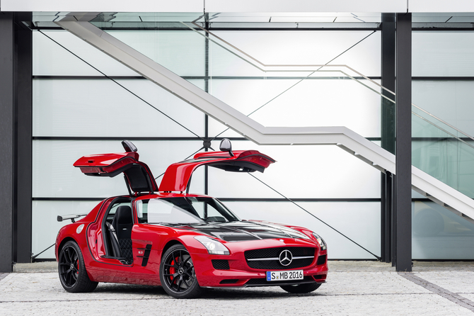 Mercedes já está a produzir a última edição do SLS AMG GT Mercedes já está a produzir a última edição do SLS AMG GT
