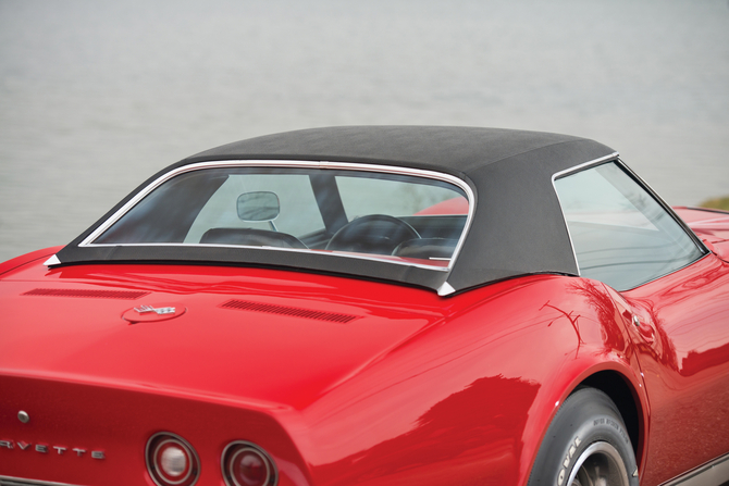 Chevrolet Corvette Stingray LT-1 Chevrolet Corvette Stingray LT-1