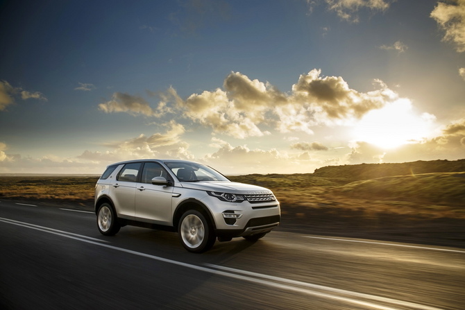 Land Rover Discovery Sport 2.0 TD4 4x4 SE e-Capablity Land Rover Discovery Sport 2.0 TD4 4x4 SE e-Capablity