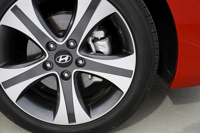 Hyundai Adds Elantra Coupe to Lineup in the US Hyundai Adds Elantra Coupe to Lineup in the US
