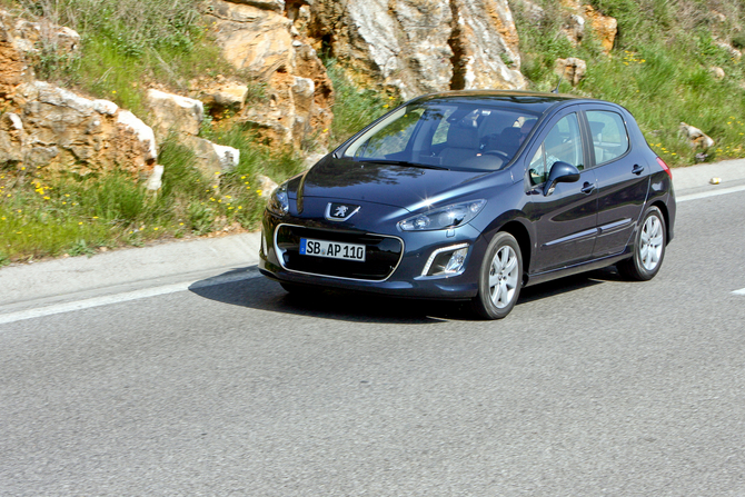 Peugeot 308 HDi FAP Allure Automatic Peugeot 308 HDi FAP Allure Automatic