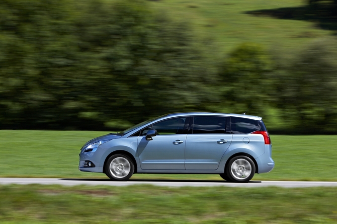 Peugeot 5008 Gen.1 Peugeot 5008 Gen.1