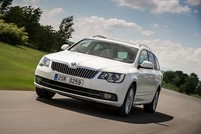 Skoda Superb Break 2.0 TDI DSG Ambition Skoda Superb Break 2.0 TDI DSG Ambition