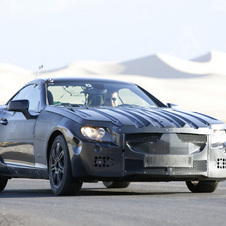Roof with Magic Sky Control to premiere in new SLK