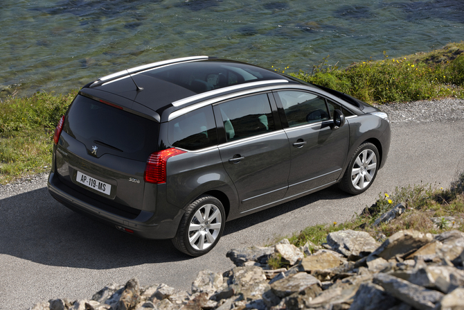 Peugeot 5008 Gen.1 Peugeot 5008 Gen.1