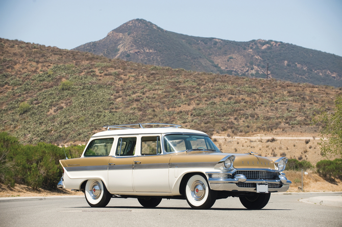 Packard Clipper Country Sedan Packard Clipper Country Sedan