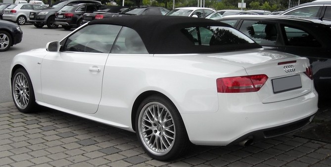 Audi A5 Cabriolet 3.0 TDI quattro Audi A5 Cabriolet 3.0 TDI quattro