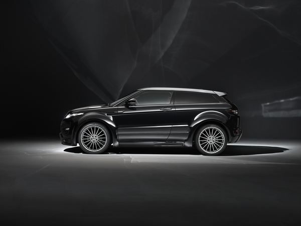 Der Lifestyle-SUV bietet sich mit seinem trendigen Design geradezu für weitere Modifikationen und Upgrades an. Der Lifestyle-SUV bietet sich mit seinem trendigen Design geradezu für weitere Modifikationen und Upgrades an.