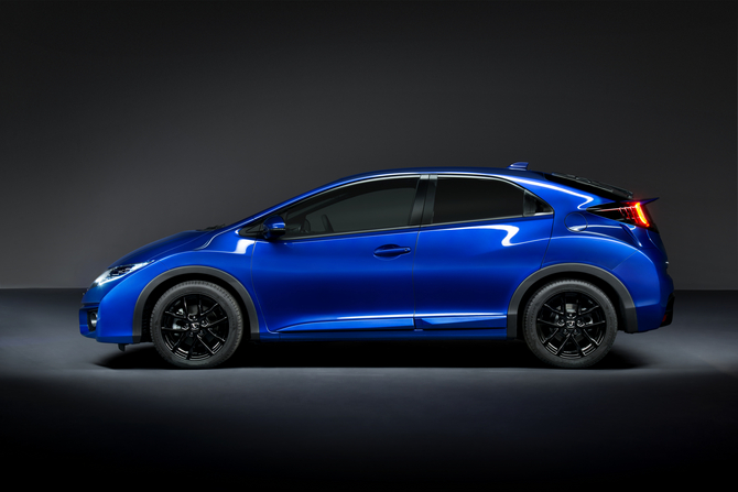 O design desta versão foi inspirada no próximo Type-R O design desta versão foi inspirada no próximo Type-R