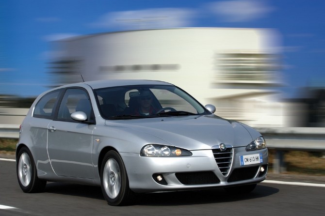 Alfa Romeo 147 1.6 Twin Spark Alfa Romeo 147 1.6 Twin Spark
