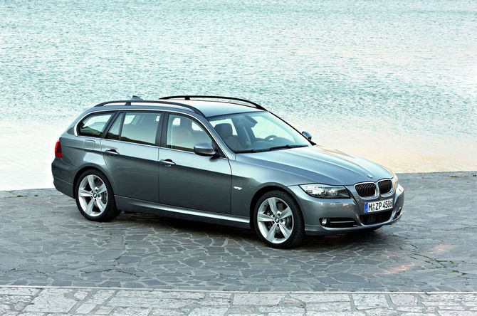 BMW 335i Touring Automatic BMW 335i Touring Automatic