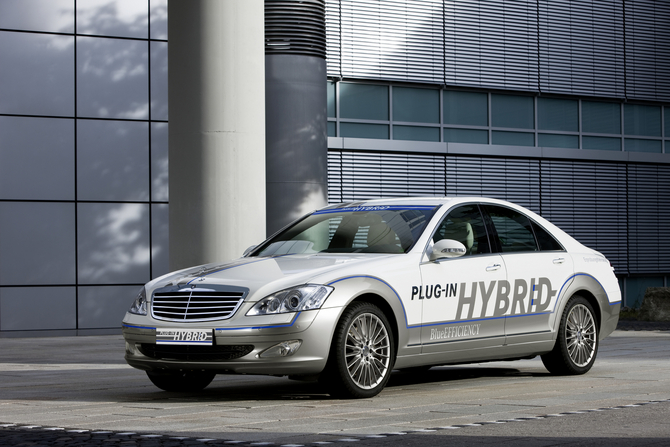 Mercedes-Benz Vision S 500 Plug-in Hybrid Mercedes-Benz Vision S 500 Plug-in Hybrid