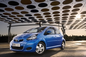 Toyota Aygo 1.0 Plus Sport Pack MM (09)