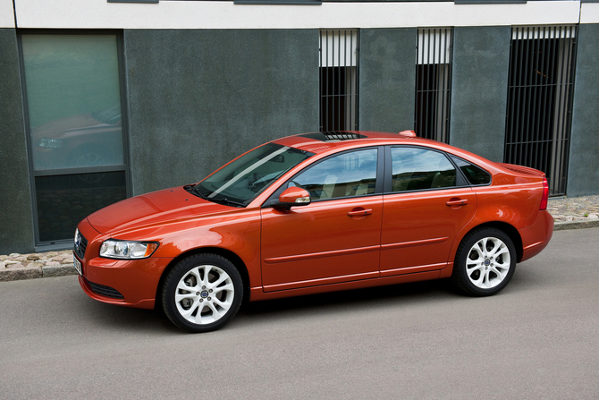 Volvo S40 Gen.2 Volvo S40 Gen.2