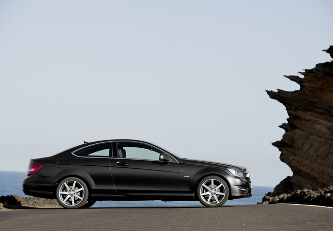 New C-Class Coupé: new compact, classic coupe to debut in Geneva New C-Class Coupé: new compact, classic coupe to debut in Geneva