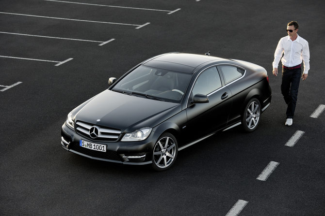 New C-Class Coupé: new compact, classic coupe to debut in Geneva New C-Class Coupé: new compact, classic coupe to debut in Geneva
