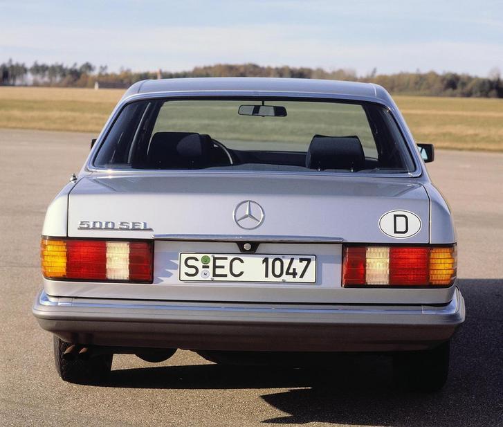 MercedesBenz 500 SEL basic info spec rating