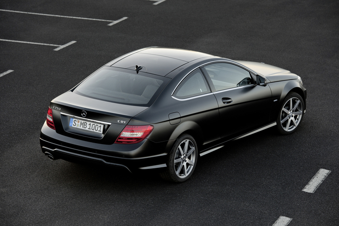 New C-Class Coupé: new compact, classic coupe to debut in Geneva New C-Class Coupé: new compact, classic coupe to debut in Geneva