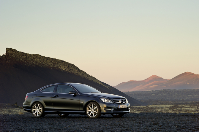 New C-Class Coupé: new compact, classic coupe to debut in Geneva New C-Class Coupé: new compact, classic coupe to debut in Geneva