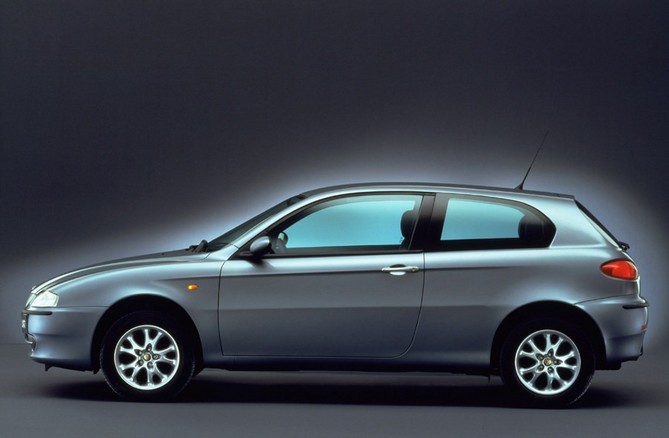 Alfa Romeo 147 1.6 T. Spark Alfa Romeo 147 1.6 T. Spark