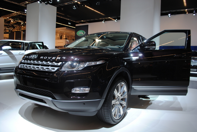 Land Rover Evoque SD4 2.2 Dynamic 4WD Automatic Land Rover Evoque SD4 2.2 Dynamic 4WD Automatic