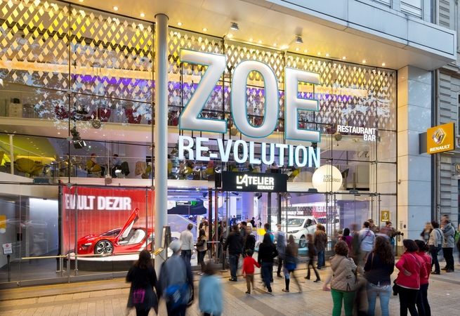 Dès le 28 septembre, L’Atelier Renault exposera en avant-première mondiale pour le grand public Nouvelle Clio Dès le 28 septembre, L’Atelier Renault exposera en avant-première mondiale pour le grand public Nouvelle Clio