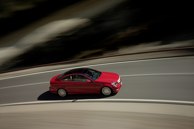 New C-Class Coupé: new compact, classic coupe to debut in Geneva New C-Class Coupé: new compact, classic coupe to debut in Geneva