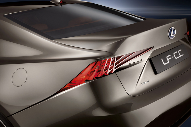 Lexus LF-CC Lexus LF-CC