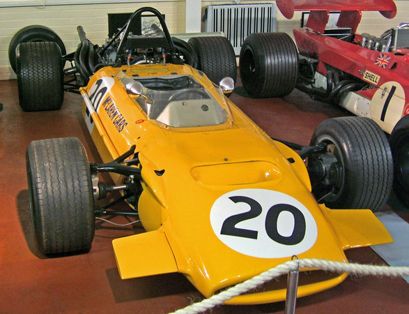 McLaren M9A McLaren M9A