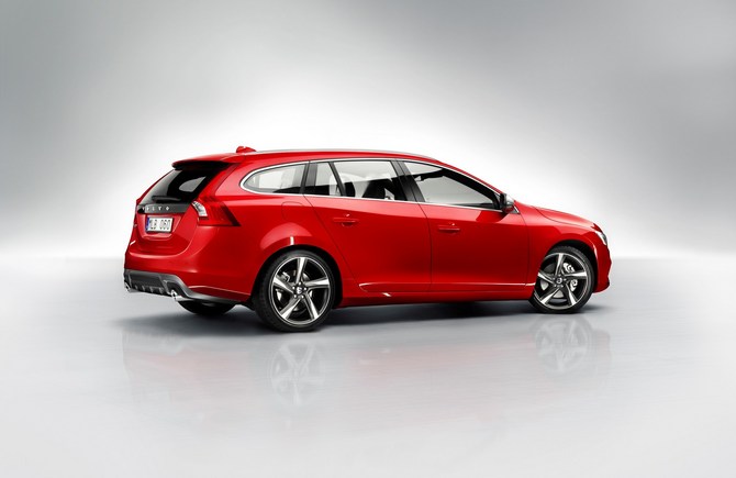 Volvo V60 D4 R-Design Summum Volvo V60 D4 R-Design Summum