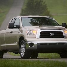 Toyota Tundra CrewMax 4X4 SR5 5.7L Toyota Tundra CrewMax 4X4 SR5 5.7L