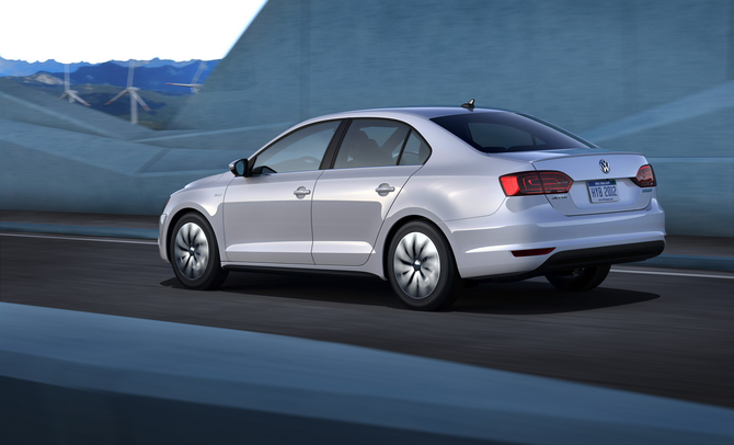 VW electrifies NAIAS with E-Bugster and Jetta Hybrid VW electrifies NAIAS with E-Bugster and Jetta Hybrid