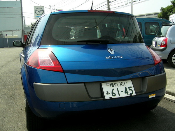 Renault Megane II Hatchback 15dCi 80 share tell a friend