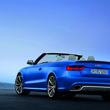 Acceleration to 100km/h comes up in 4.9 seconds