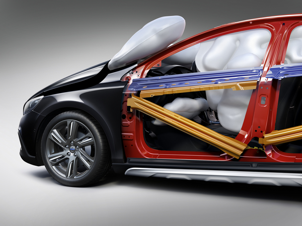 The V40 also has a very good safety score The V40 also has a very good safety score