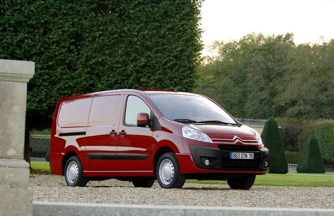 Citroën Jumpy Furgão Fechado L2H2 1200 HDI 120 Citroën Jumpy Furgão Fechado L2H2 1200 HDI 120