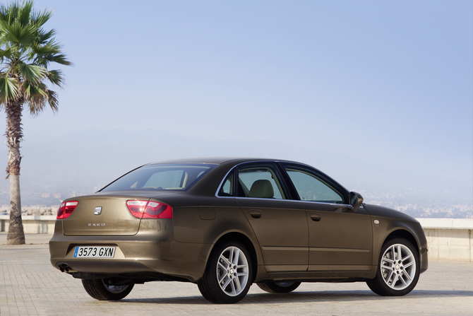 Seat Exeo 2.0 TDI DPF CR 143hp Style Multitronic Seat Exeo 2.0 TDI DPF CR 143hp Style Multitronic