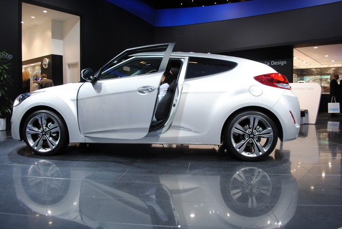 Hyundai Veloster Hyundai Veloster
