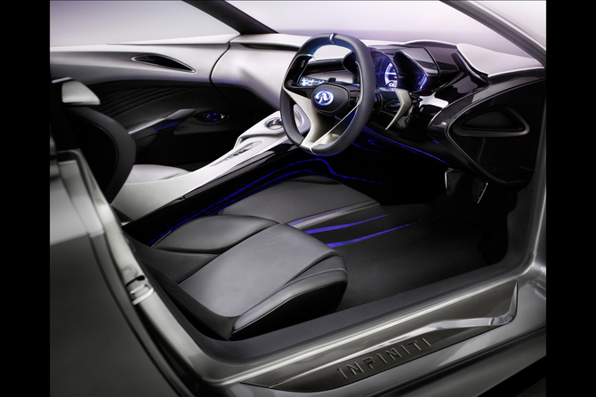 Infiniti Emerg-E Emerges as 300kW Range-Extended Hybrid Sports Car Infiniti Emerg-E Emerges as 300kW Range-Extended Hybrid Sports Car