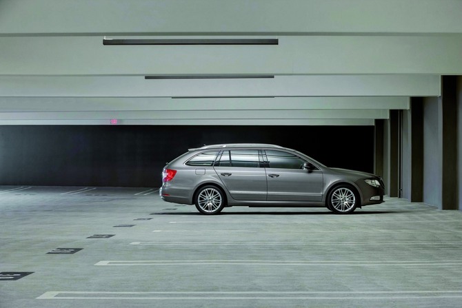 Skoda Superb Break 2.0I TDI 140 hp DSG Ambition Skoda Superb Break 2.0I TDI 140 hp DSG Ambition