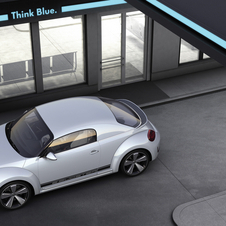 VW electrifies NAIAS with E-Bugster and Jetta Hybrid VW electrifies NAIAS with E-Bugster and Jetta Hybrid