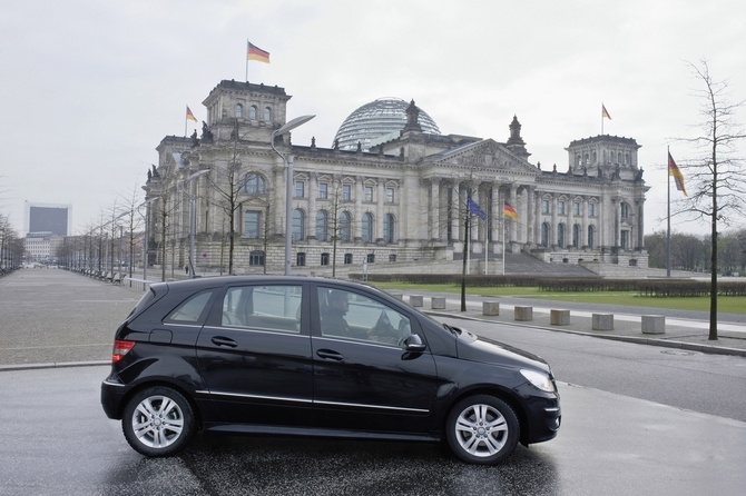 Mercedes-Benz B 180 CDI Mercedes-Benz B 180 CDI