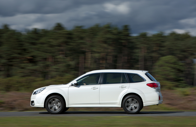 The Outback now has body colored cladding The Outback now has body colored cladding