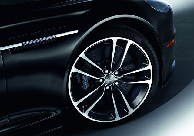 Aston Martin DBS Carbon Black Aston Martin DBS Carbon Black