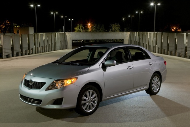 Toyota Corolla Base 4-Spd AT Toyota Corolla Base 4-Spd AT